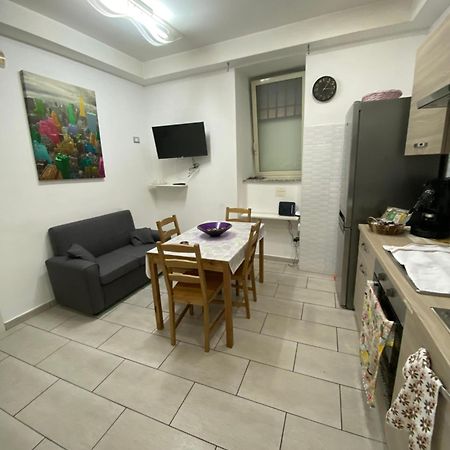 Апартаменты Terry'S House Неаполь Экстерьер фото