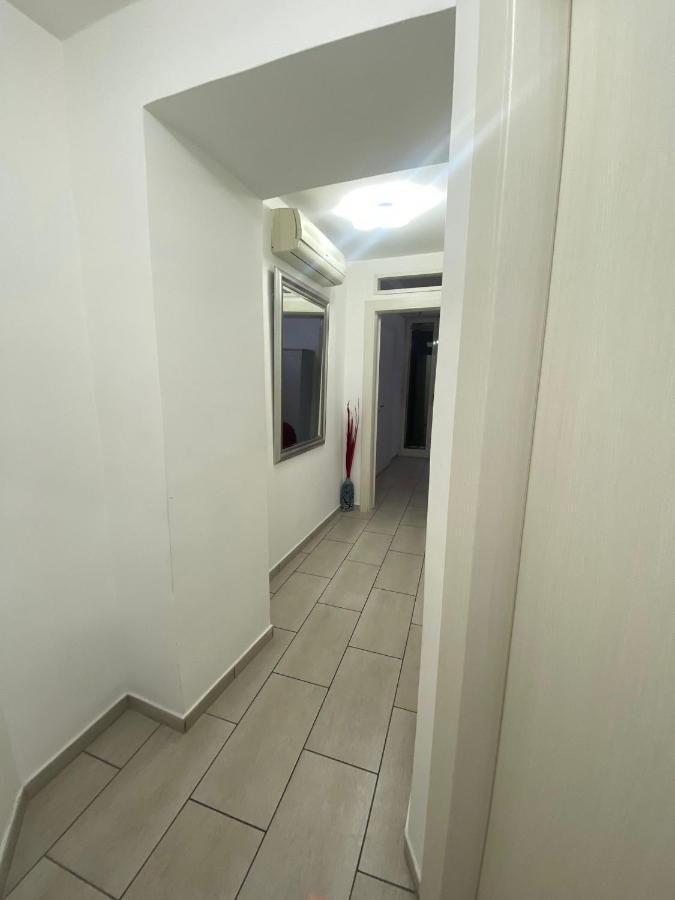 Апартаменты Terry'S House Неаполь Экстерьер фото